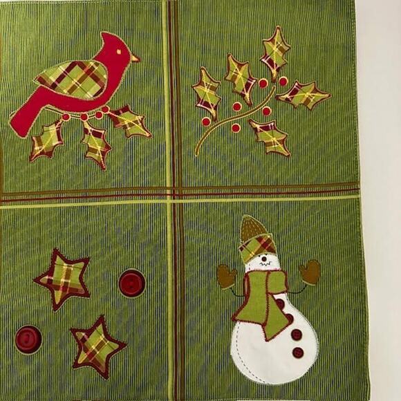 Embroidered Christmas Placemats 4 pc Trim A Home Snowman Cardinal Holly Holiday - Picture 4 of 6